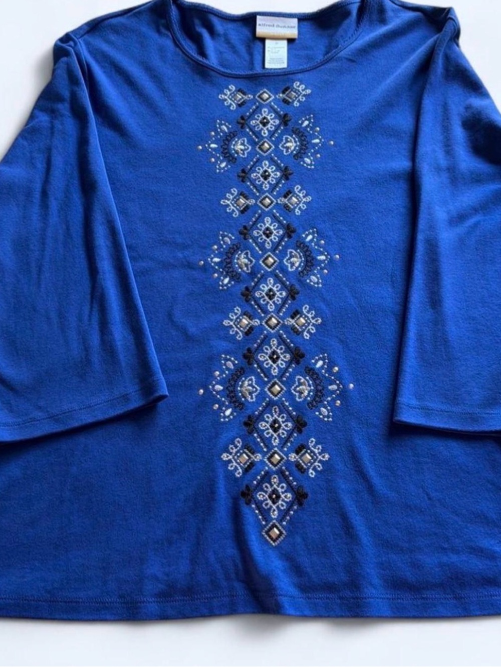 Women’s plus size  blue tunic, embroidered and beaded with 3/4 sleeves size 3X.